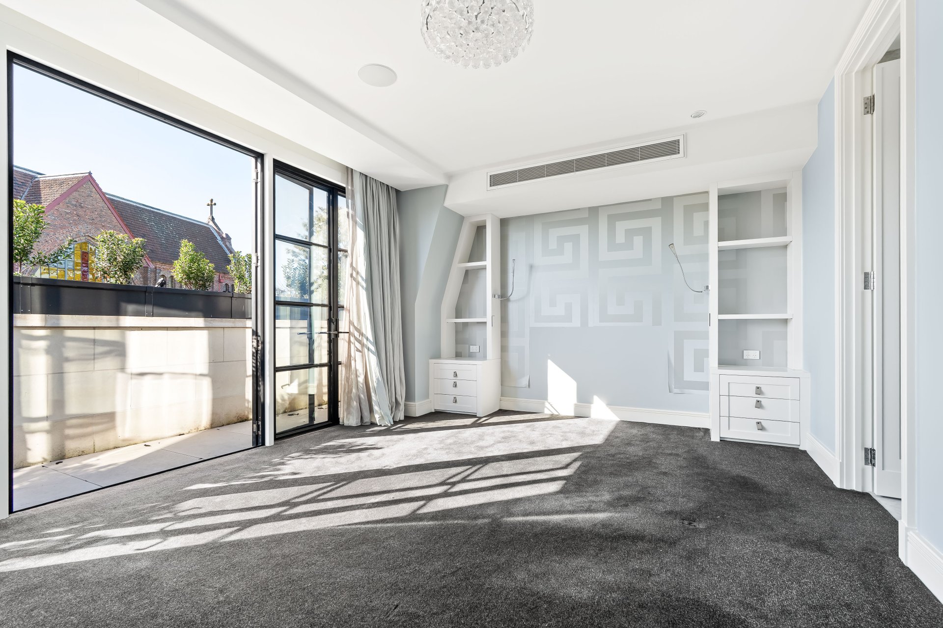14 Madden Street, Albert Park image 3