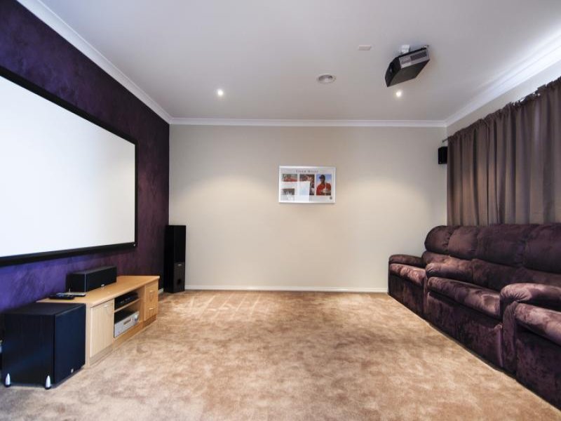 14 Madeline Drive, Wandana Heights image 3