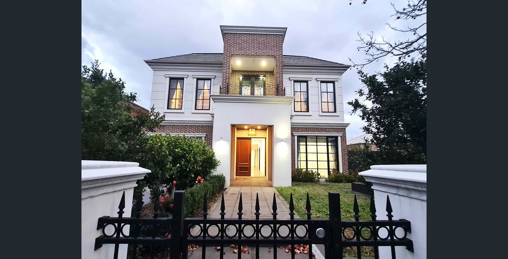 14 Madeline Street, Glen&nbsp;Waverley image 1