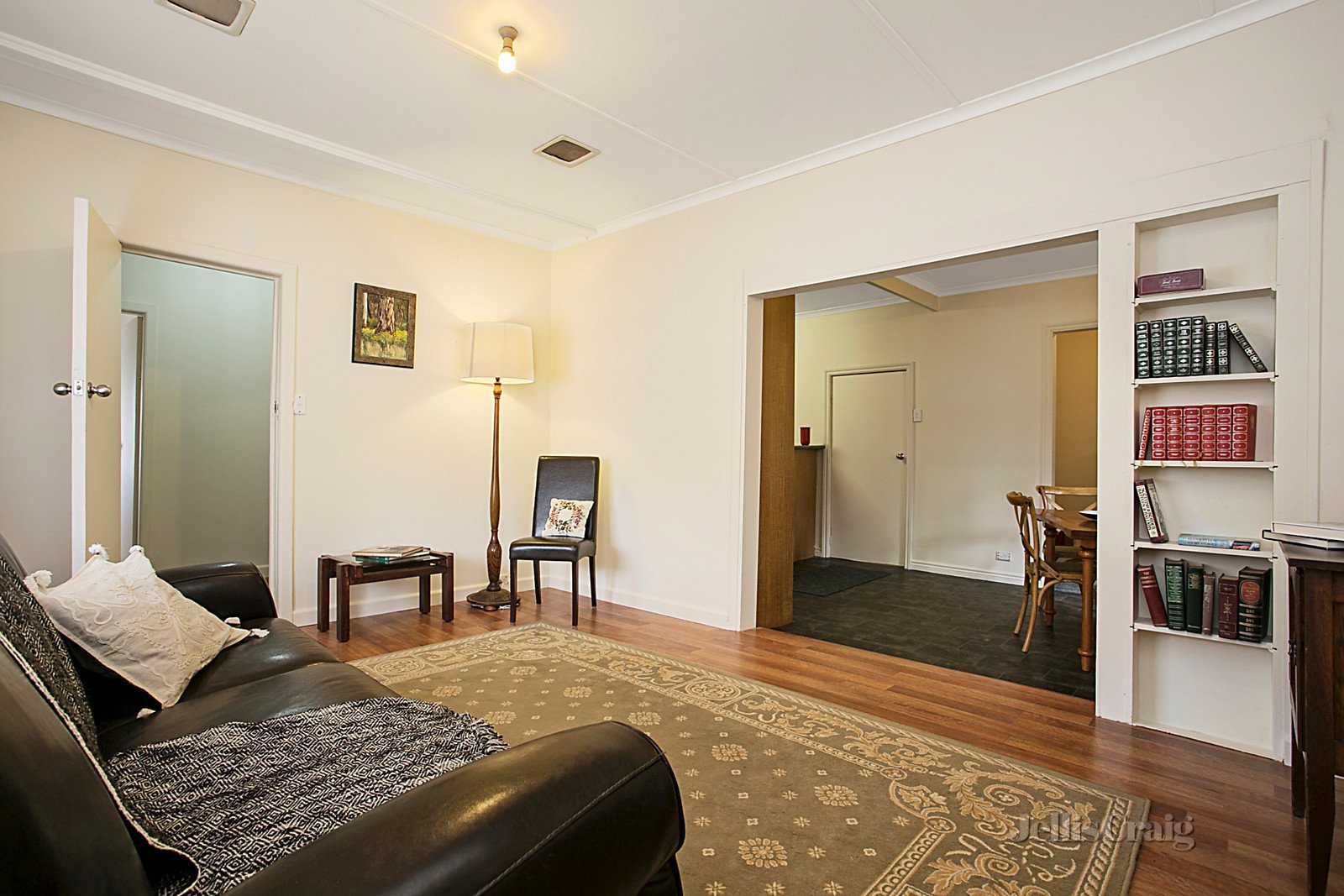 14 Mair Street, Kyneton image 2