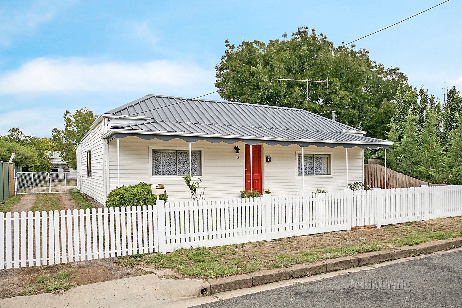 14 Mair Street, Kyneton image 9