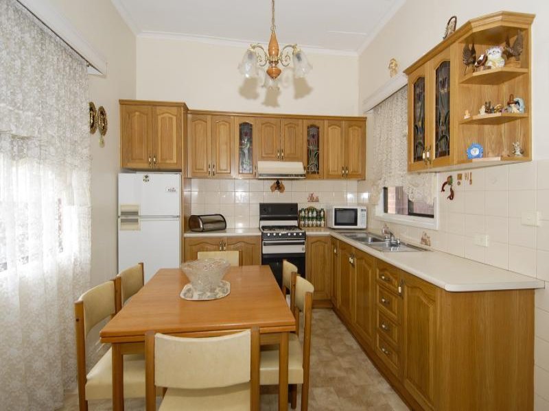 14 Margaret Street, Newtown image 2