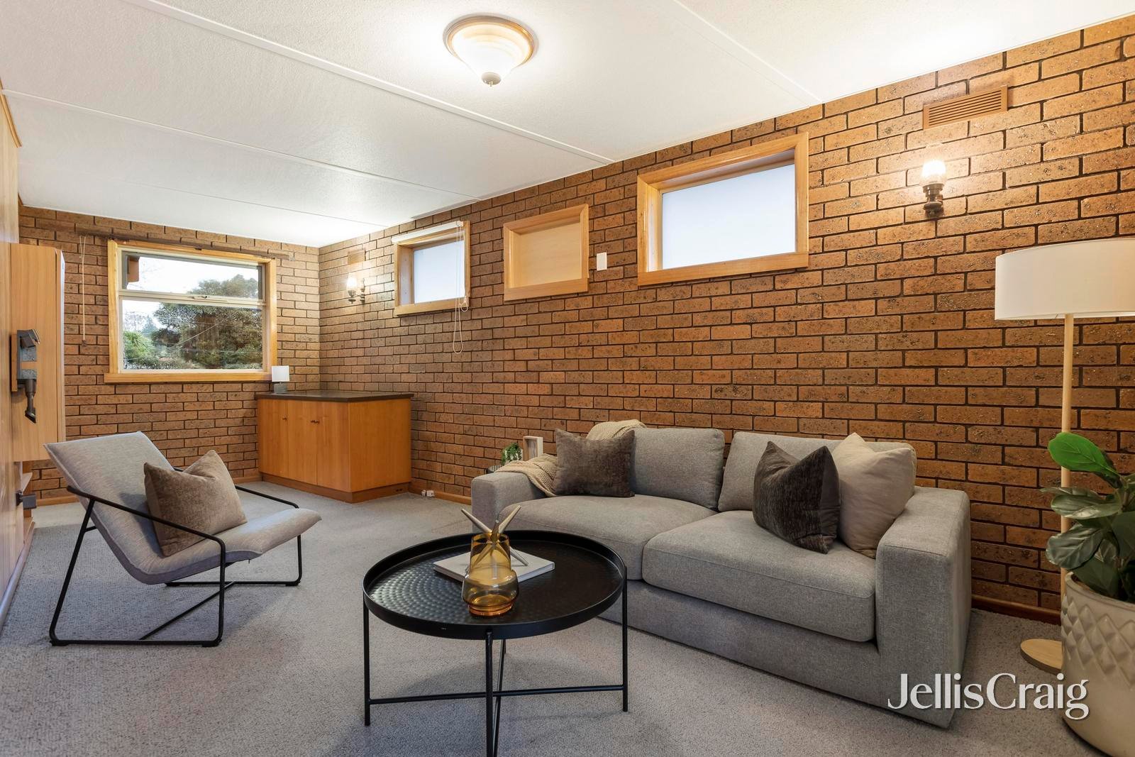 14 Marilyn Crescent, Ringwood image 5
