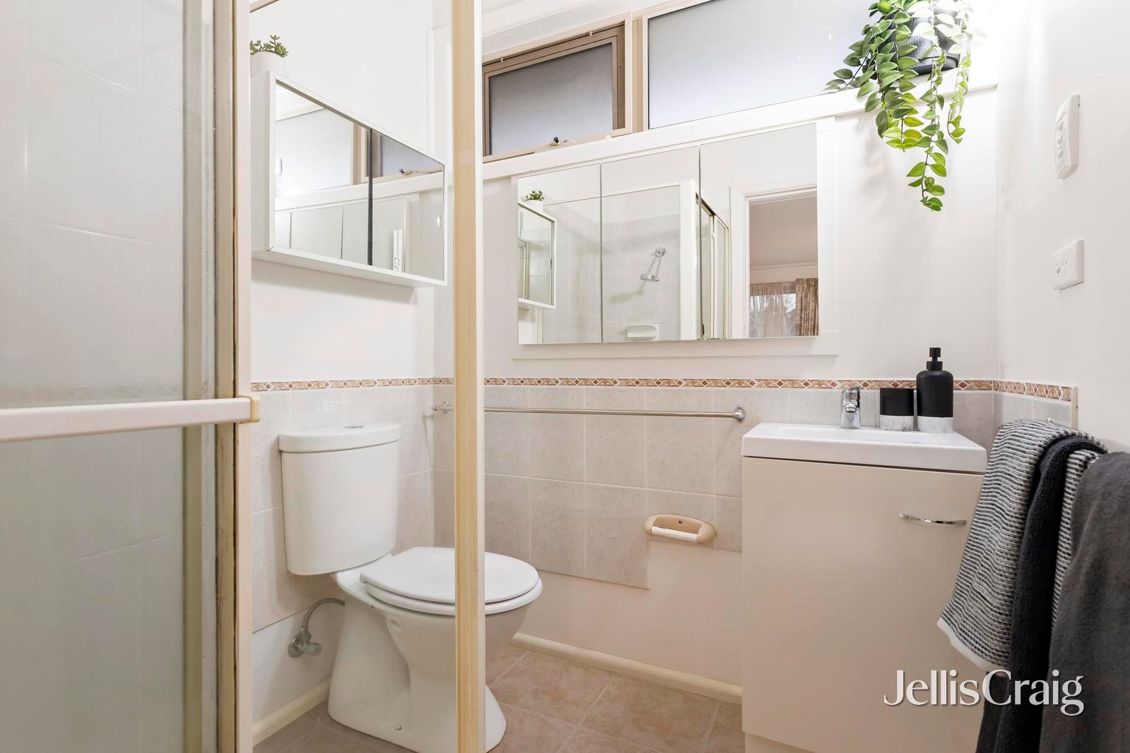 14 Marilyn Crescent, Ringwood image 9