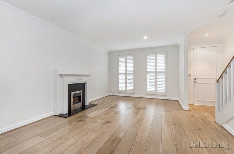 14 Martens Place, Dingley Village image 3