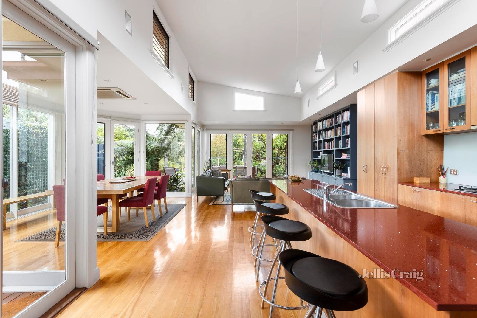 14 May Street, Fitzroy North image 3