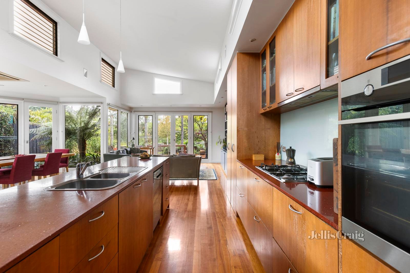 14 May Street, Fitzroy North image 4