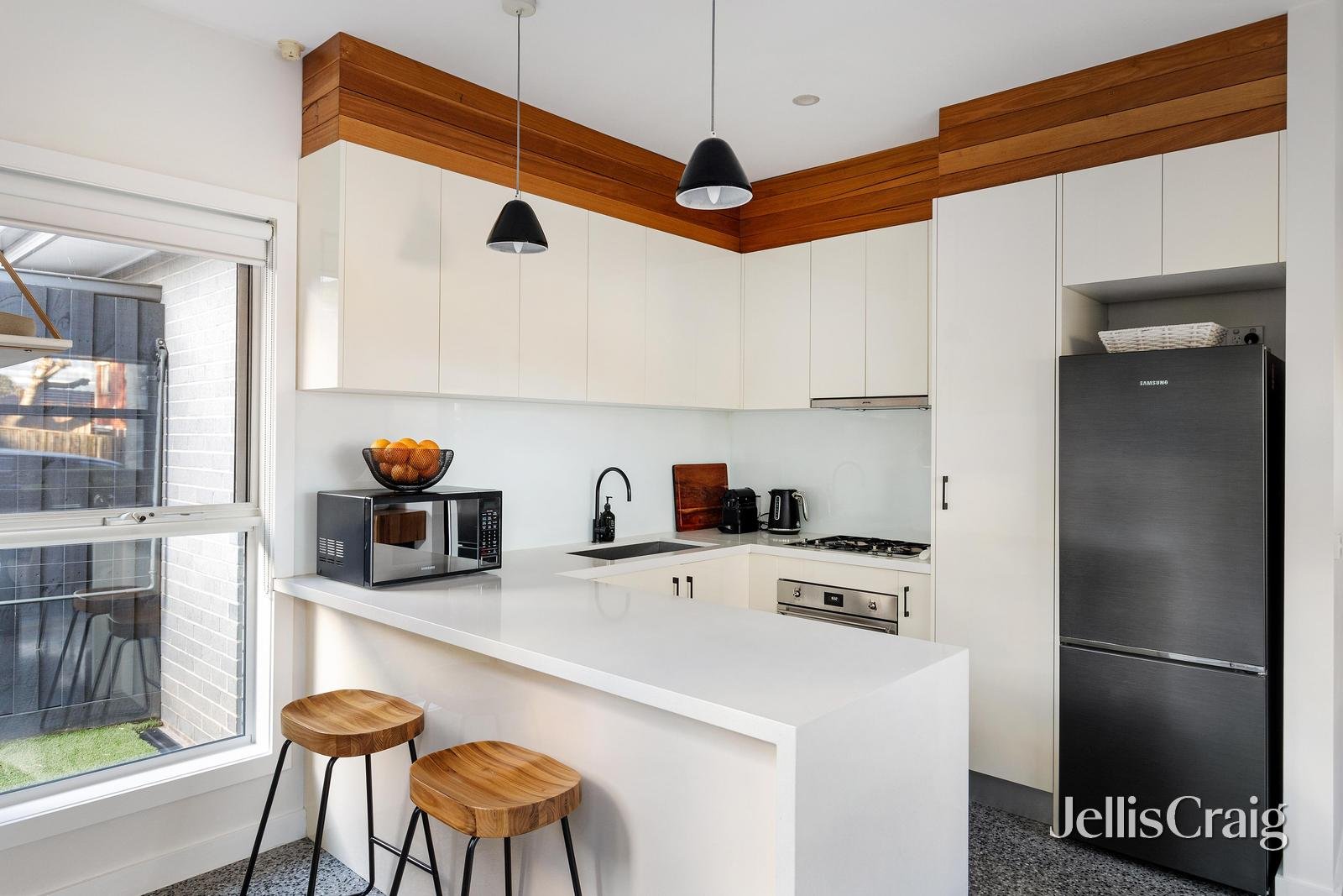 1/4 McKellar Street, Watsonia image 5