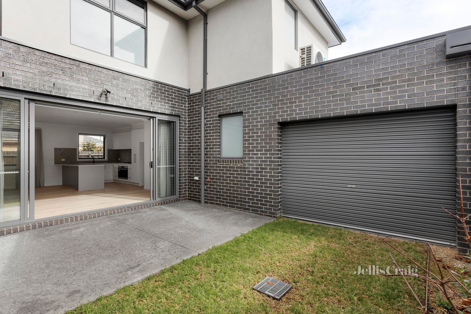 1/4 McLeod Street, Thomastown image 10