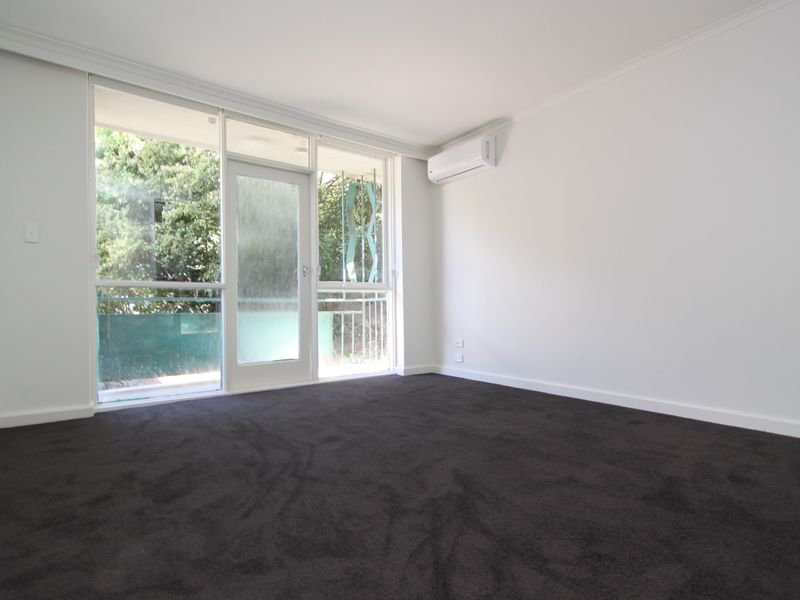 Property Gallery Thumbnail 4