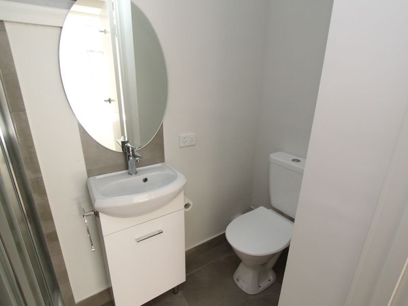 Property Gallery Thumbnail 7