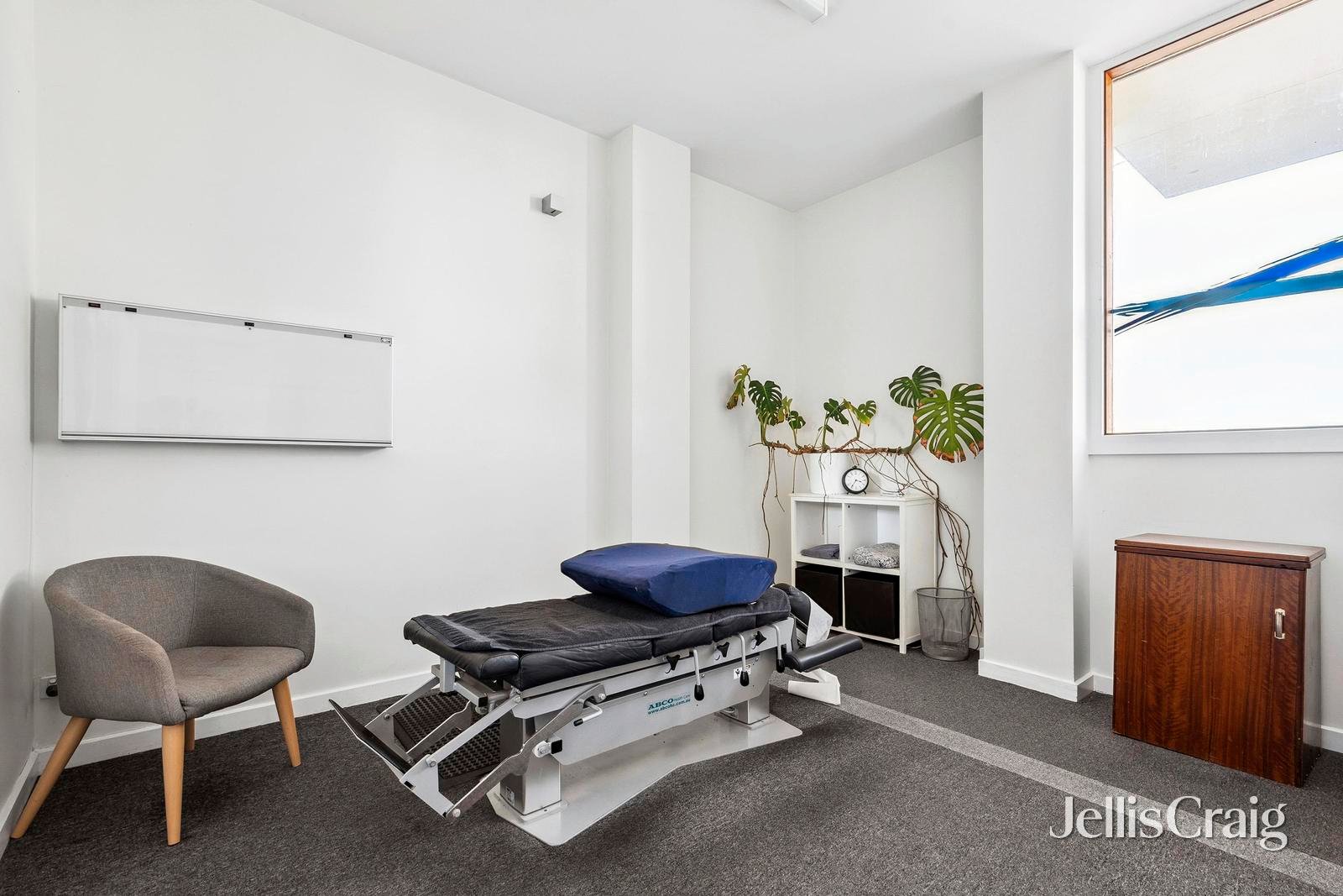1/4 Mercer Street, Geelong image 7