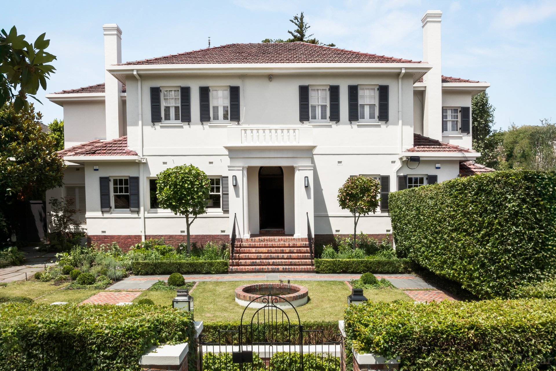 Property Gallery - Main Image