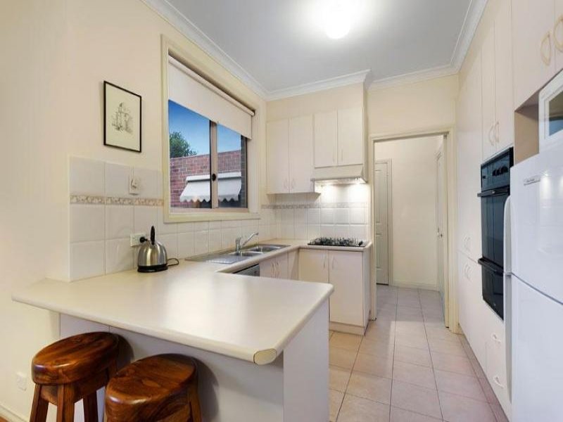 1/4 Mersey Street, Box Hill North image 6