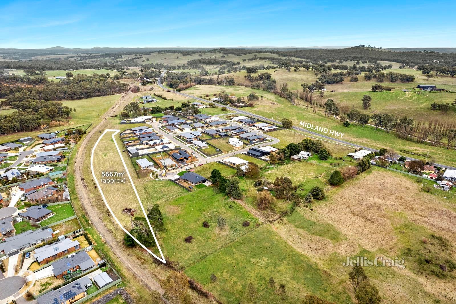 14 Midland Highway, Campbells Creek image 1