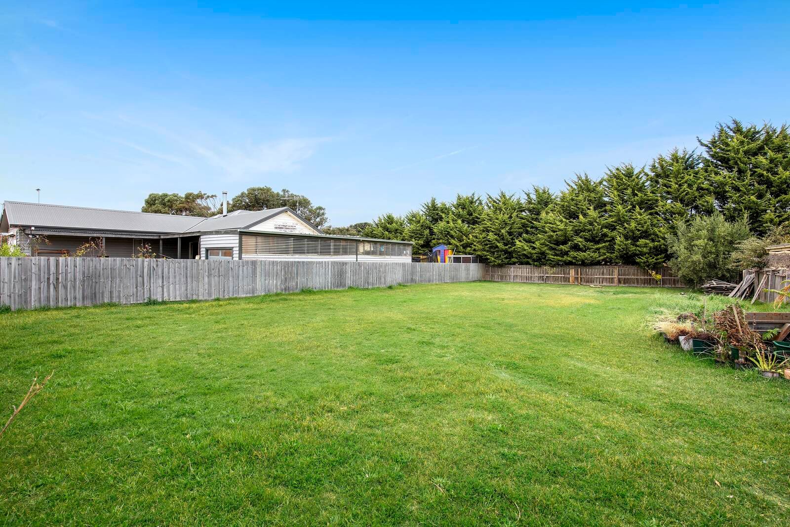 Property Gallery Thumbnail 6