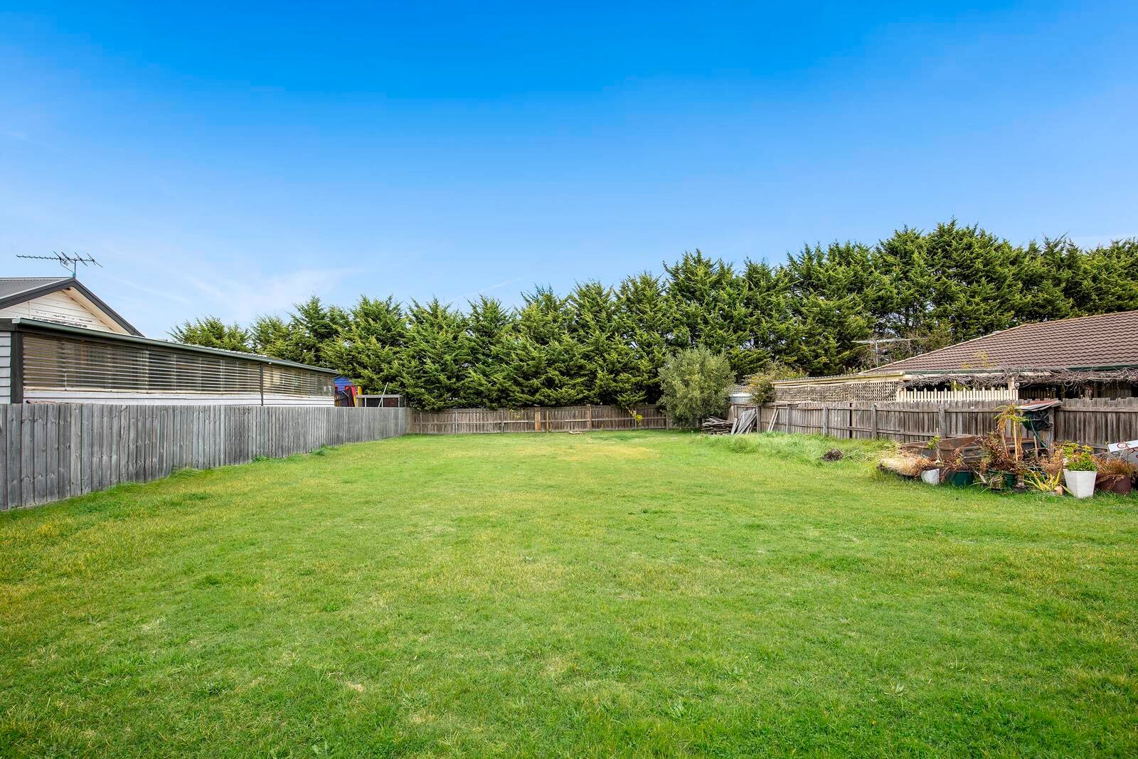 Property Gallery Thumbnail 7