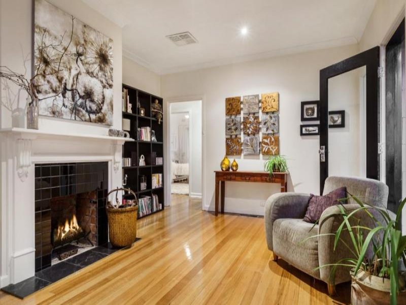 Property Gallery Thumbnail 4