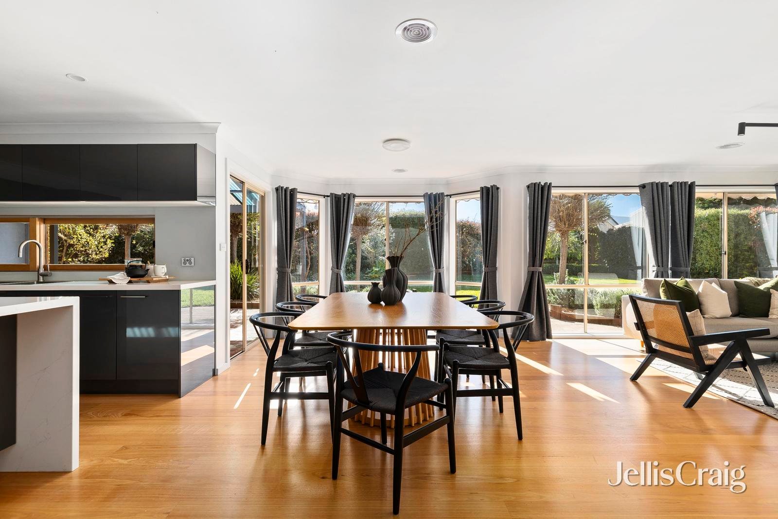 14 Moonrise Place, Mornington image 2