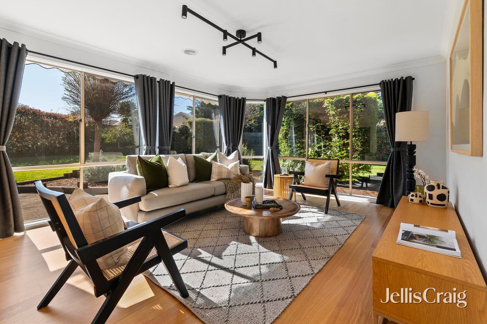 14 Moonrise Place, Mornington image 7