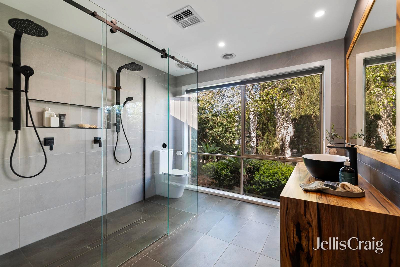 14 Moonrise Place, Mornington image 13