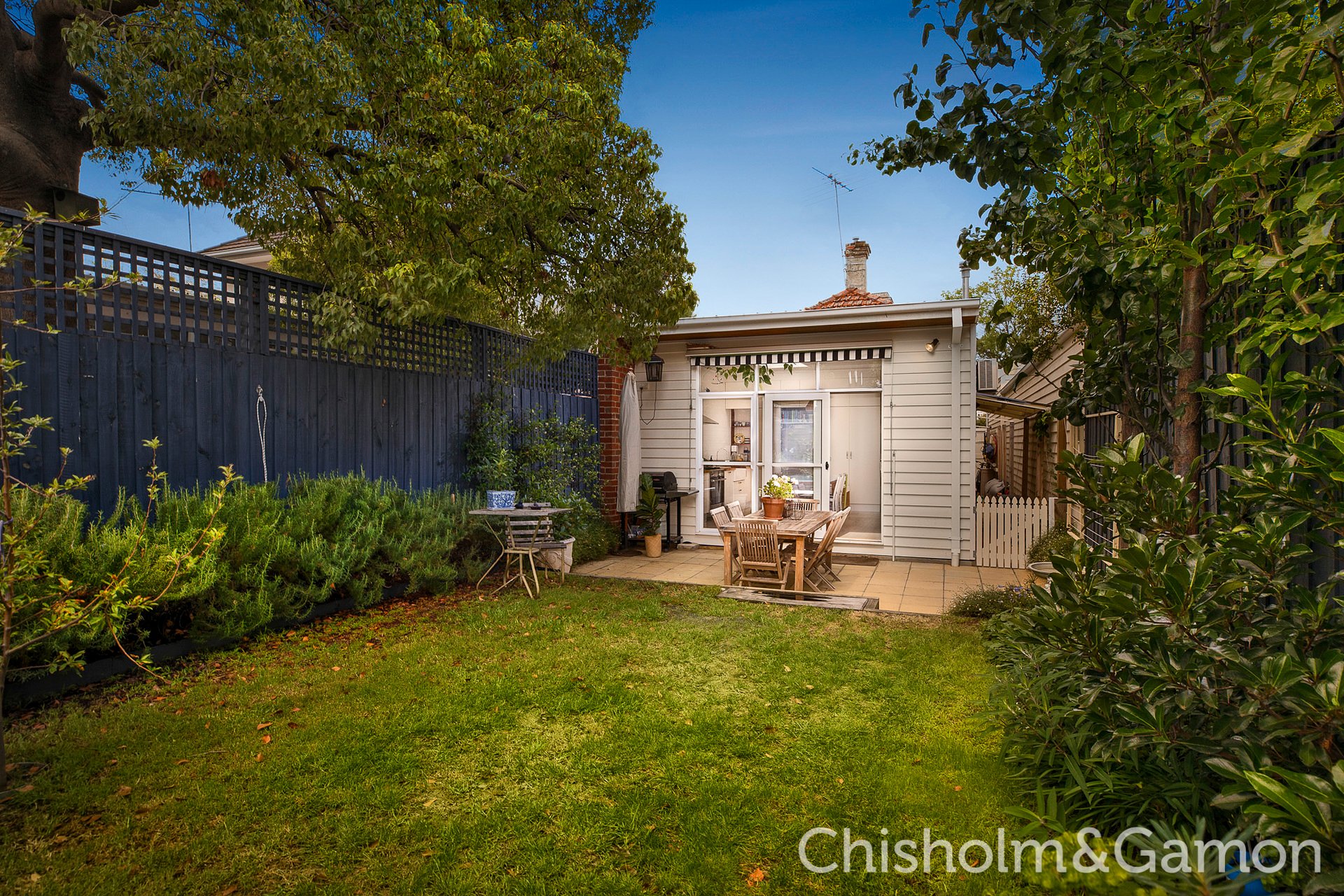 14 Moore Street, Elwood image 9