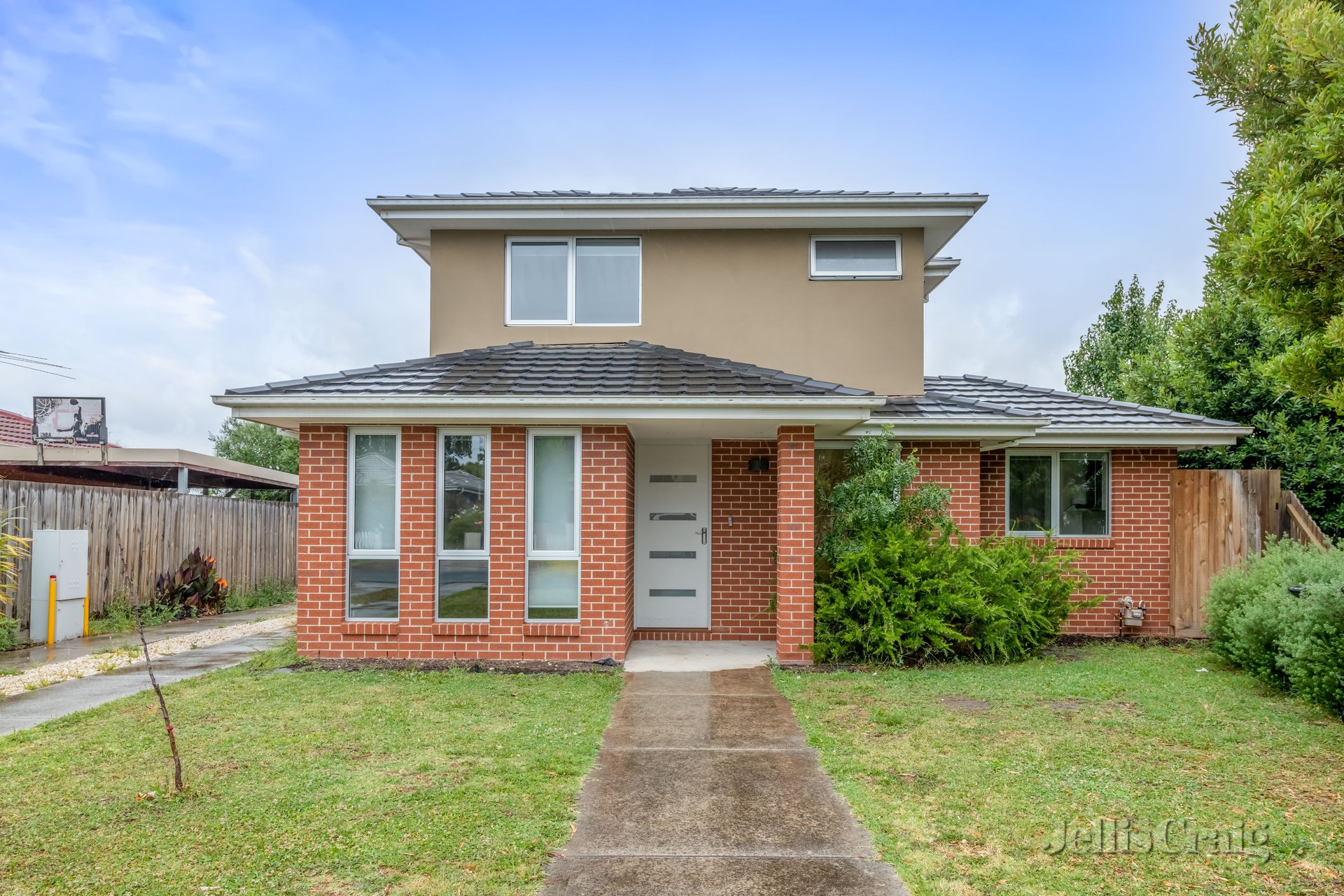 1/4 Moorea Court, Mount Waverley image 6