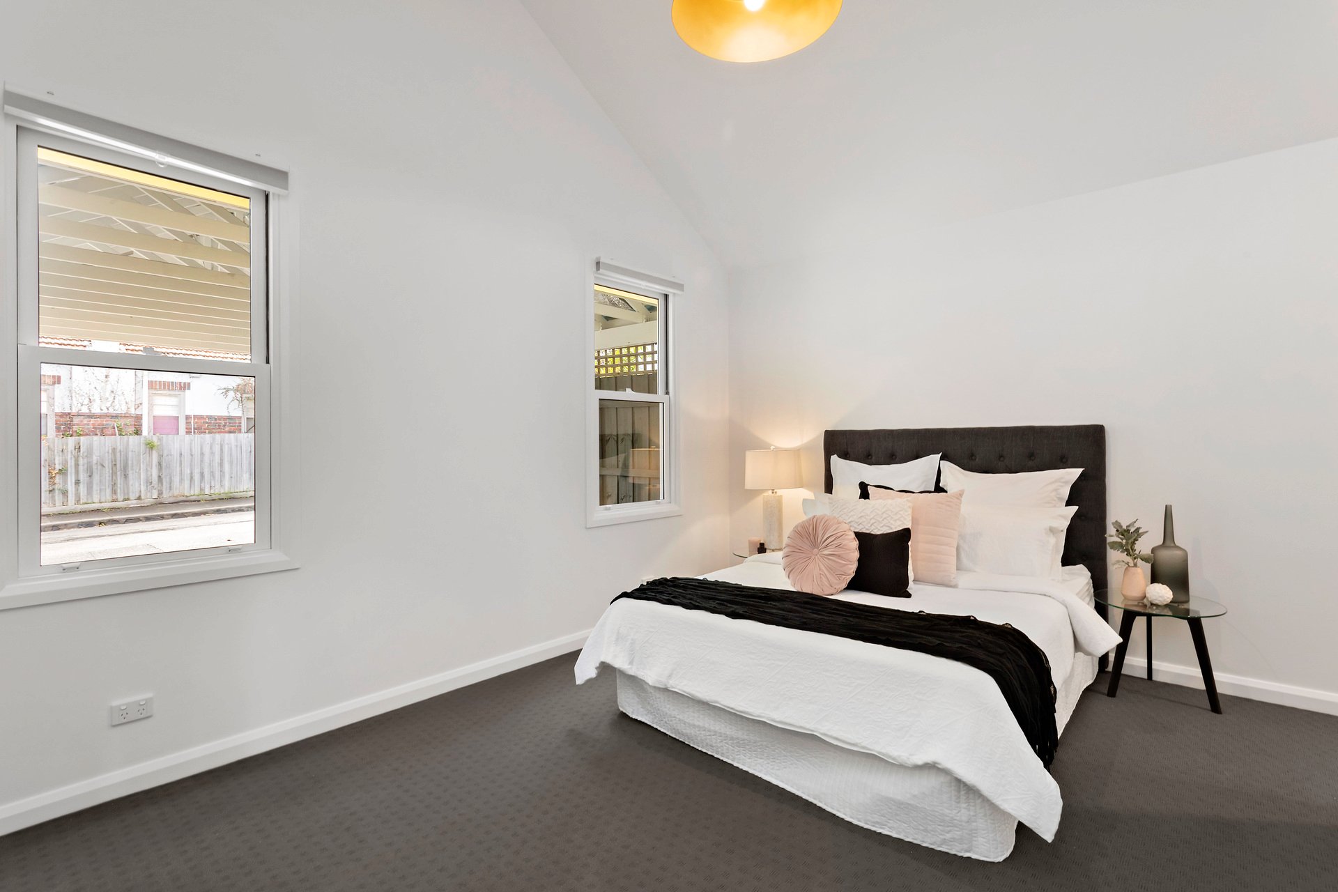 Property Gallery Thumbnail 8