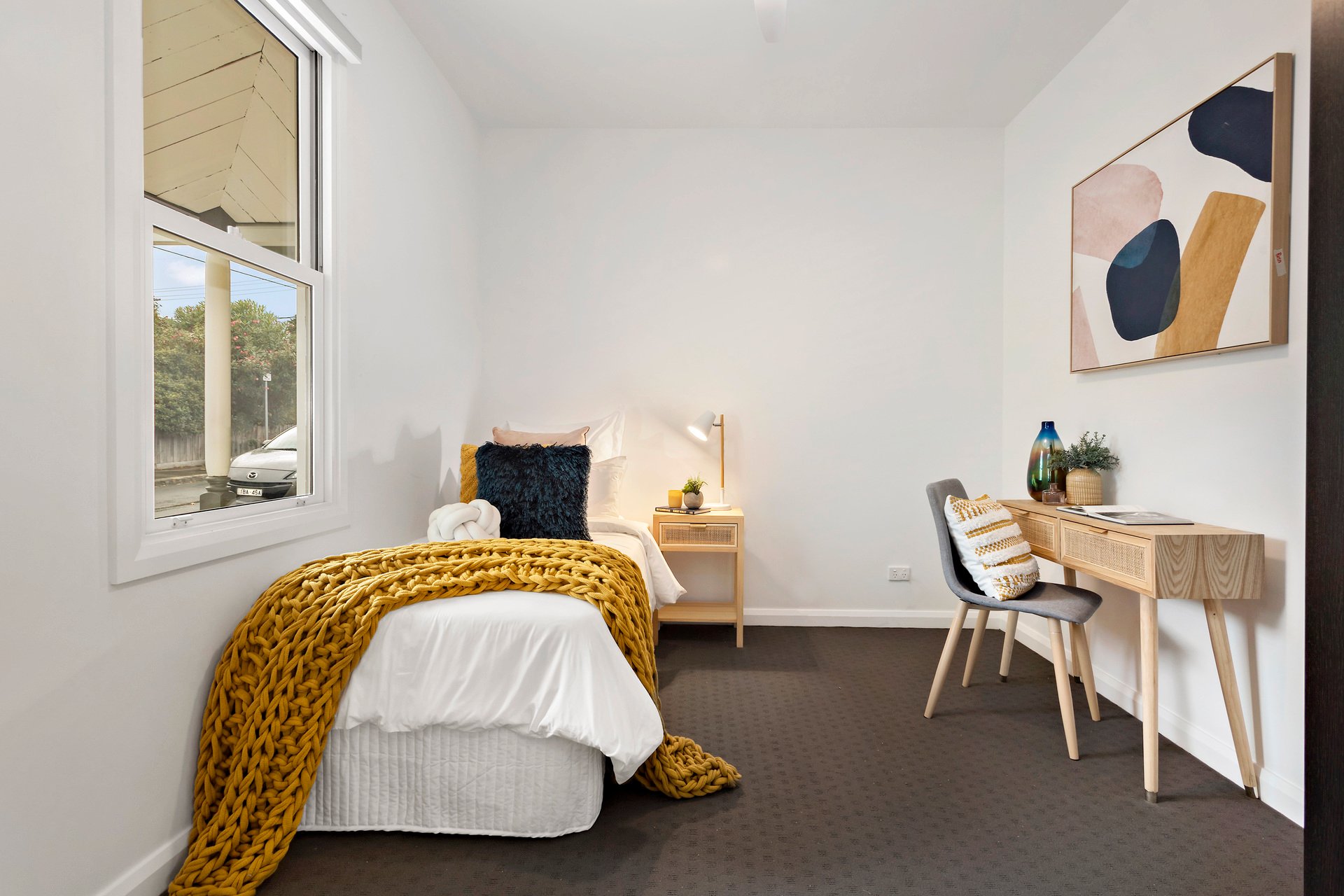 Property Gallery Thumbnail 9