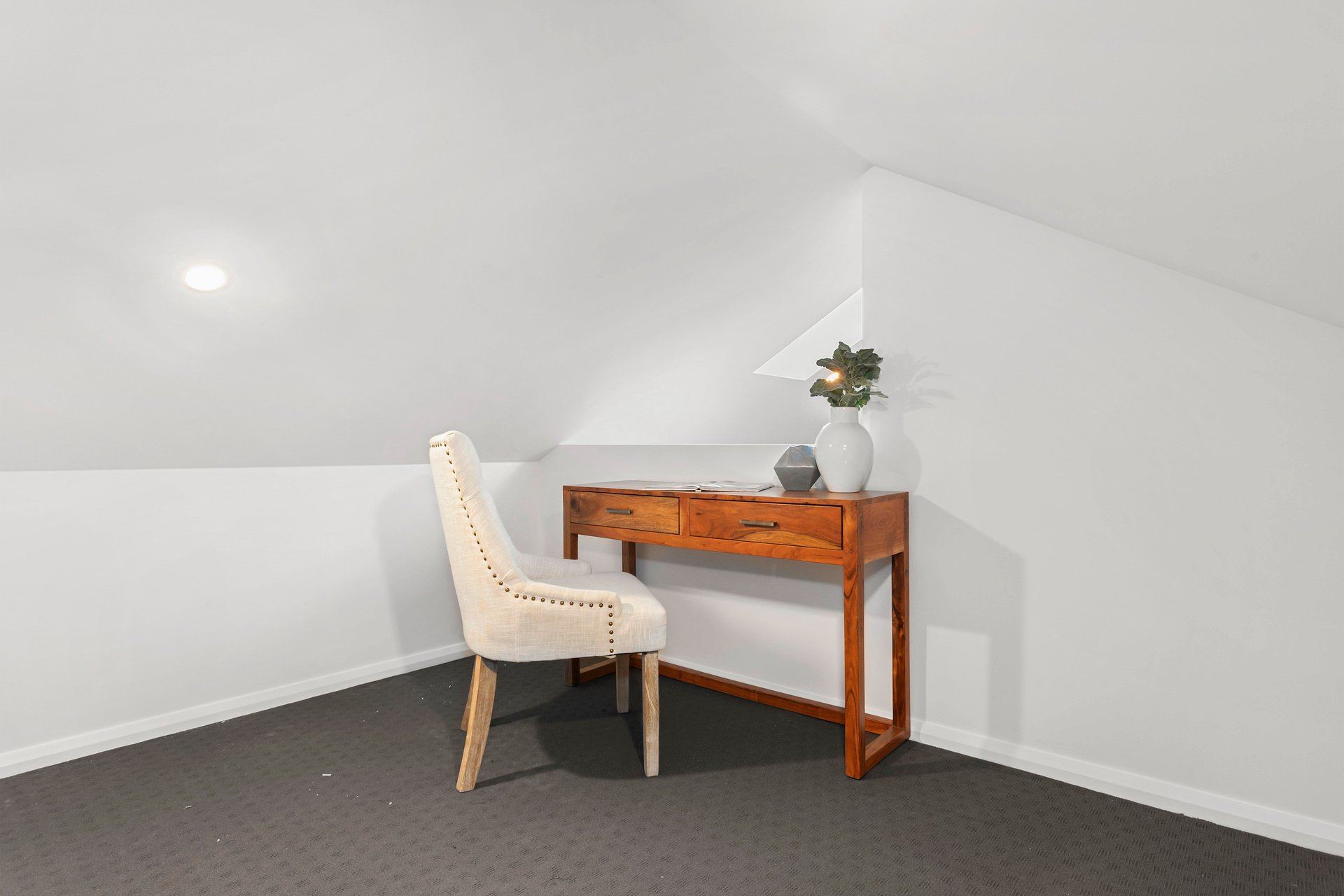 Property Gallery Thumbnail 10