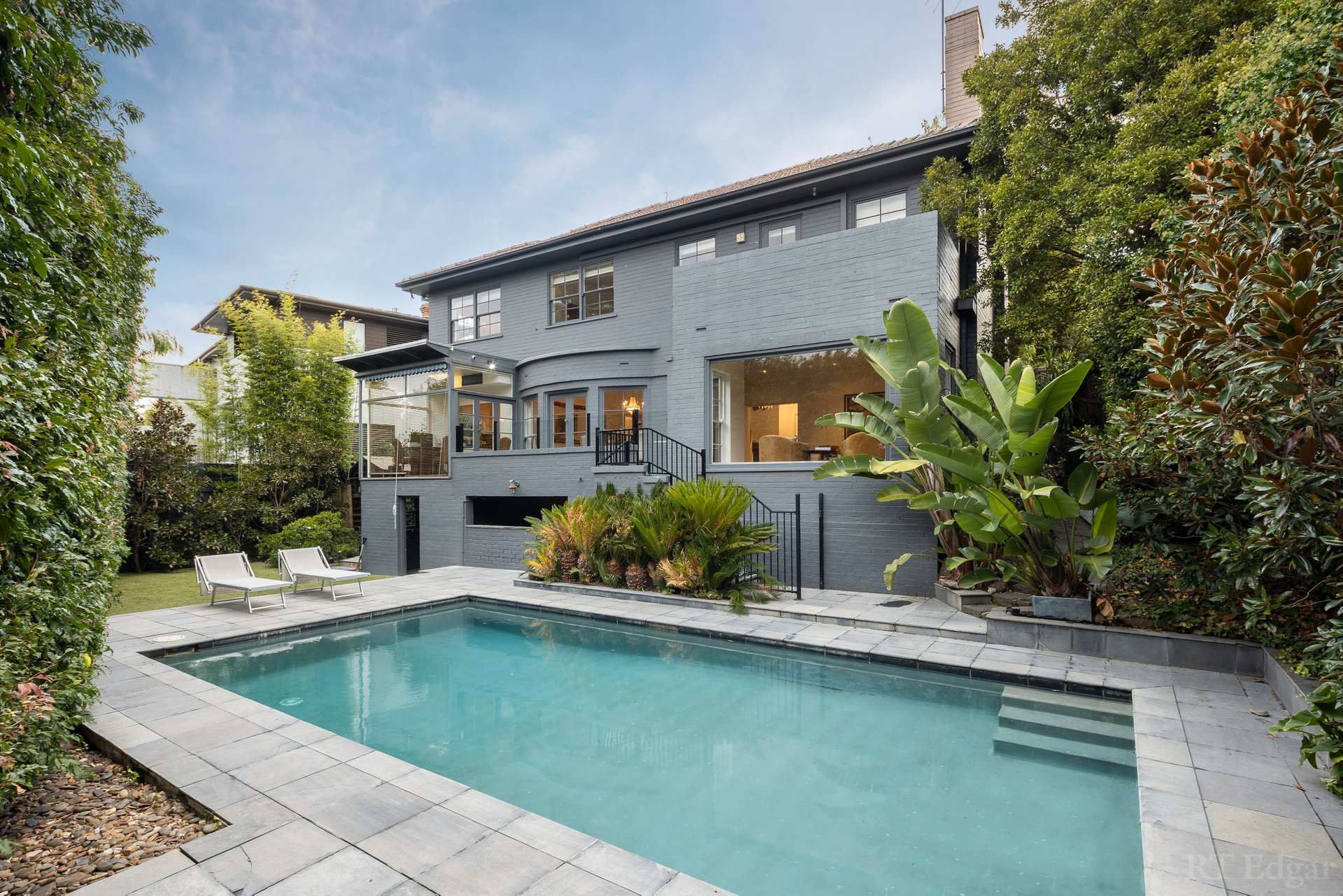 Property Gallery - Main Image