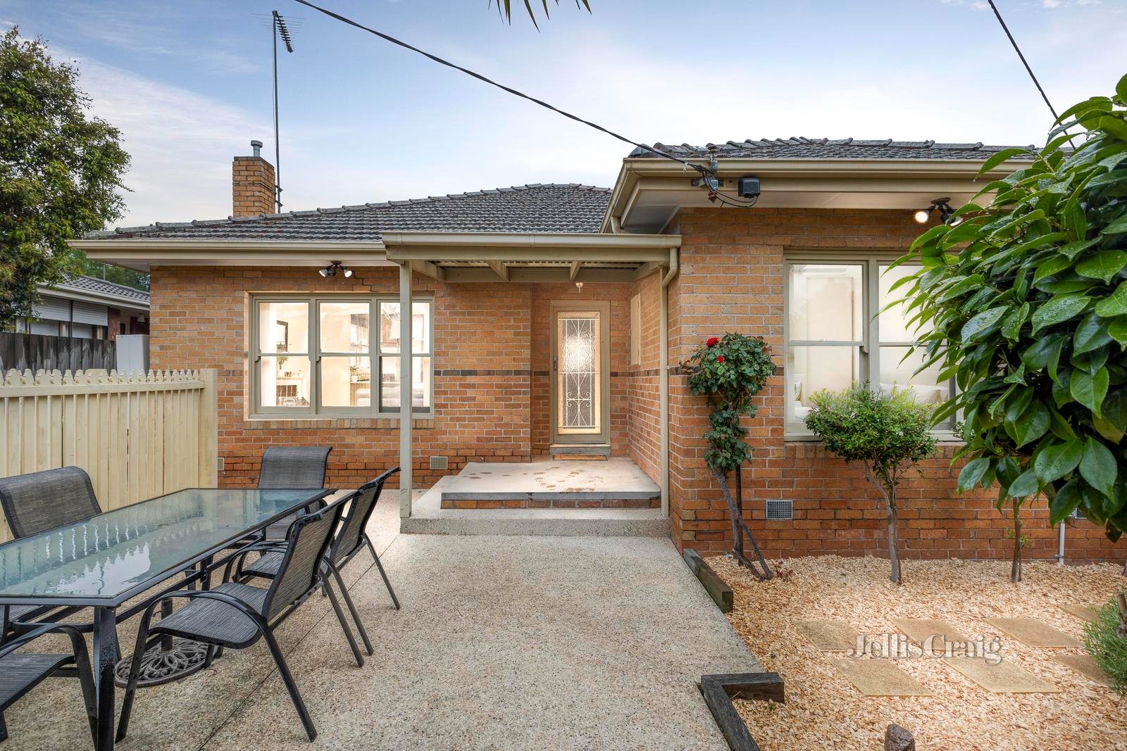 14 Myrtle Street, Ivanhoe image 1