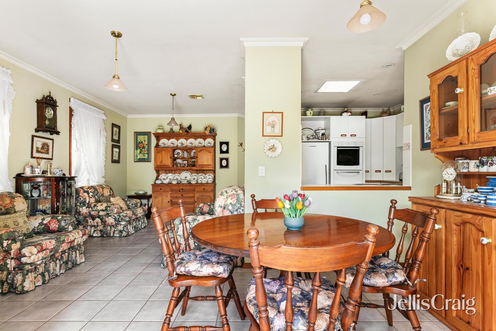 14 Nancy Court, Williamstown image 7