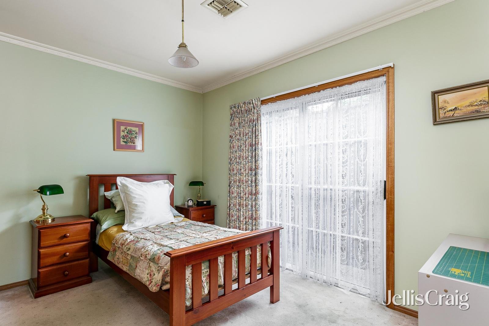 14 Nancy Court, Williamstown image 11