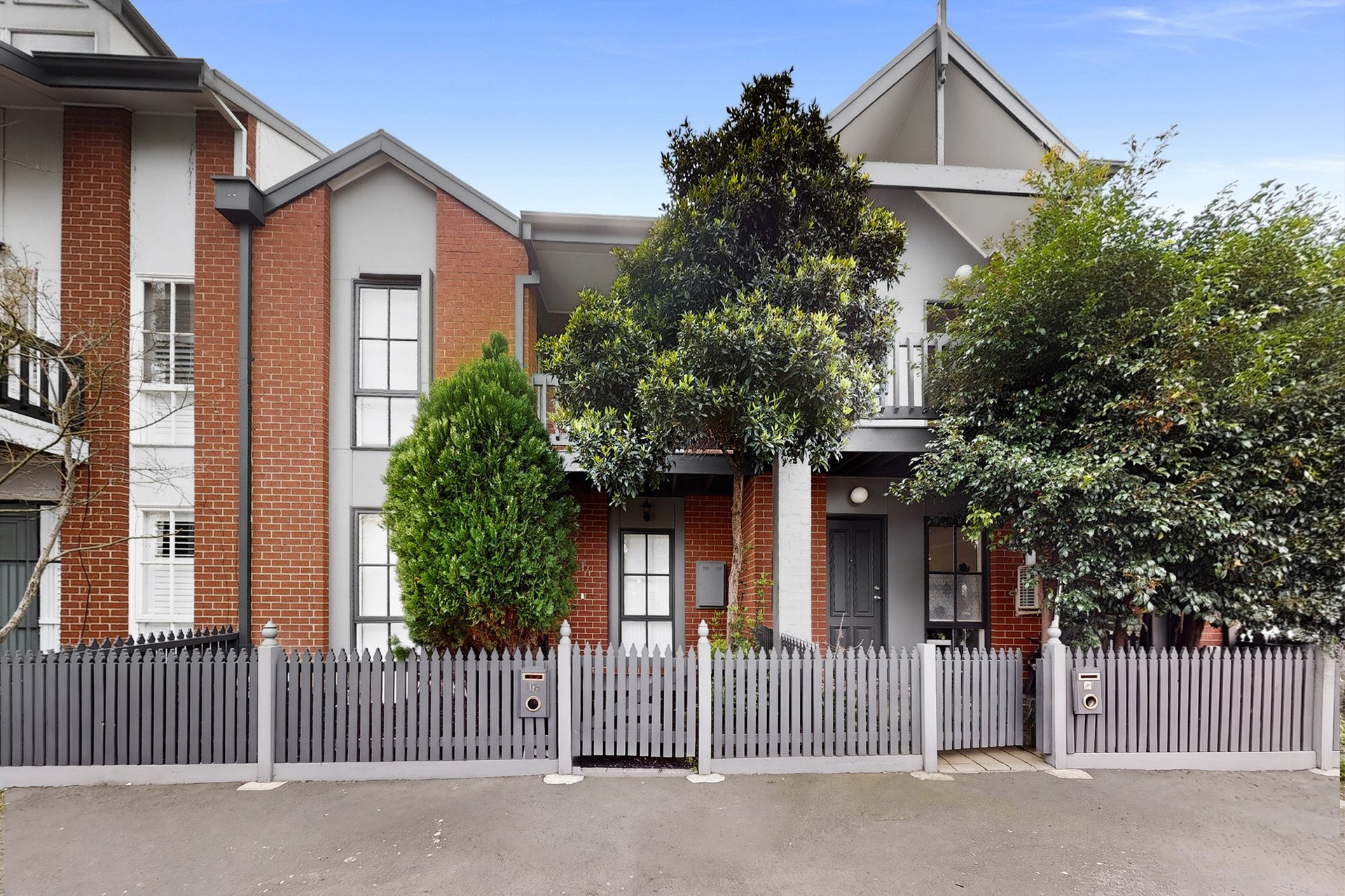 14 Neale Street, Kensington image 1