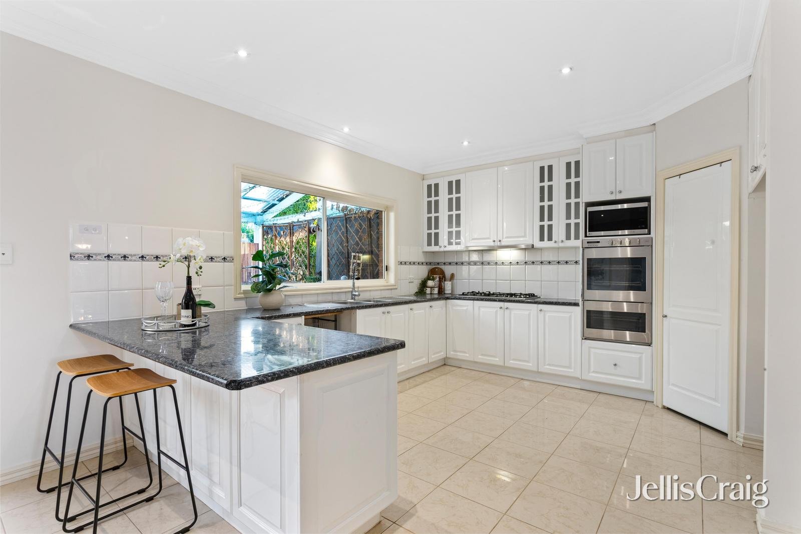 14 Nicole Court, Rowville image 6