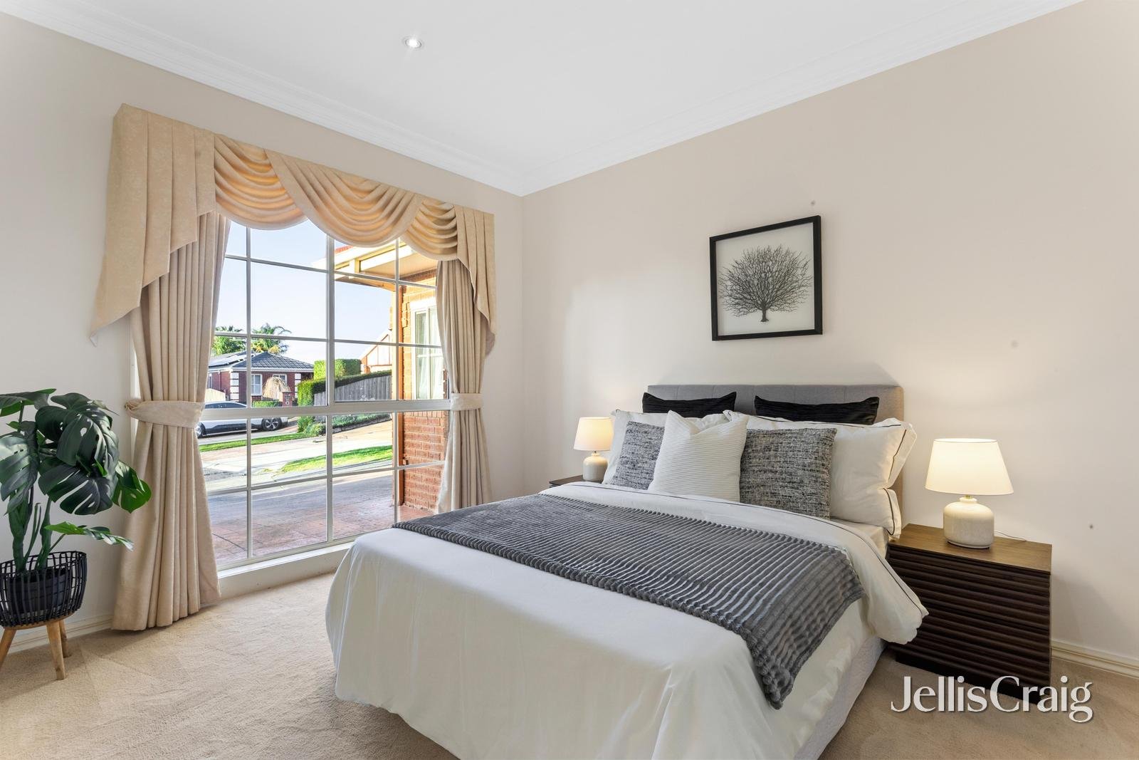 14 Nicole Court, Rowville image 9