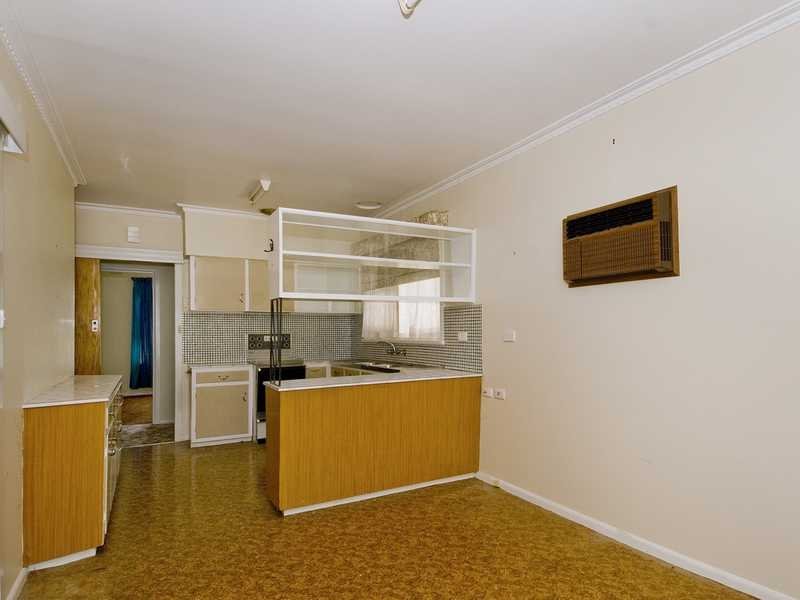 14 Nott Street, Belmont image 2
