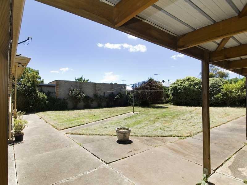 14 Nott Street, Belmont image 5
