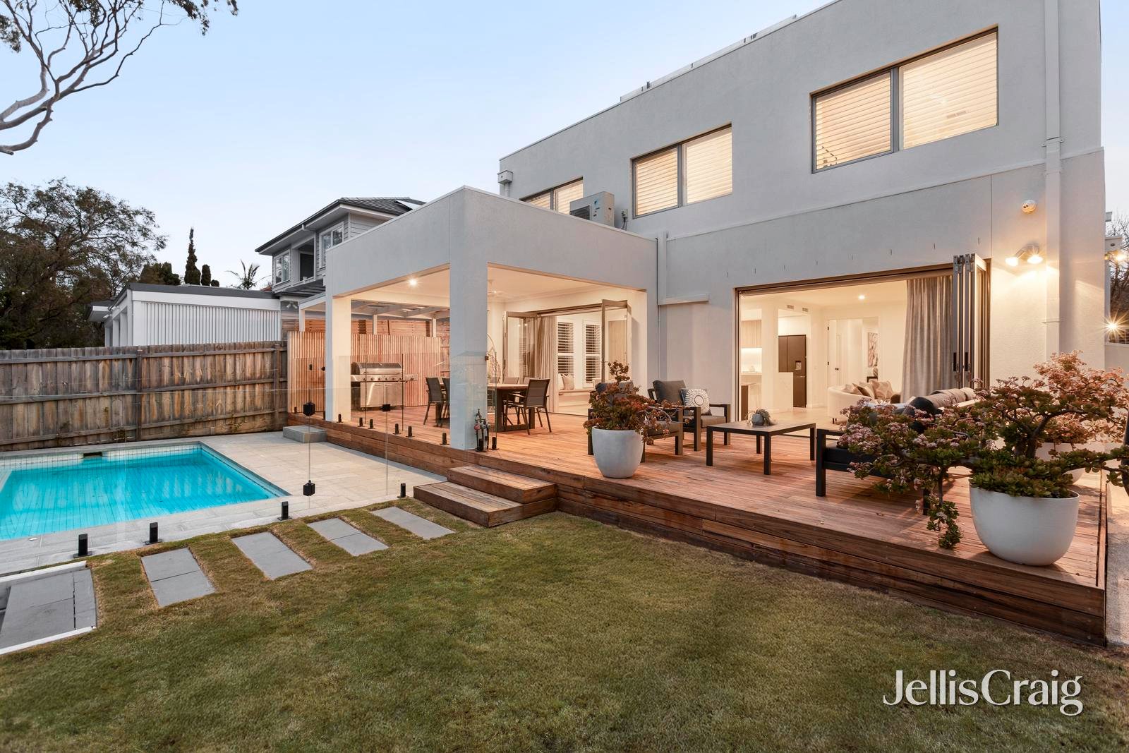 14 Oak Street, Beaumaris image 19