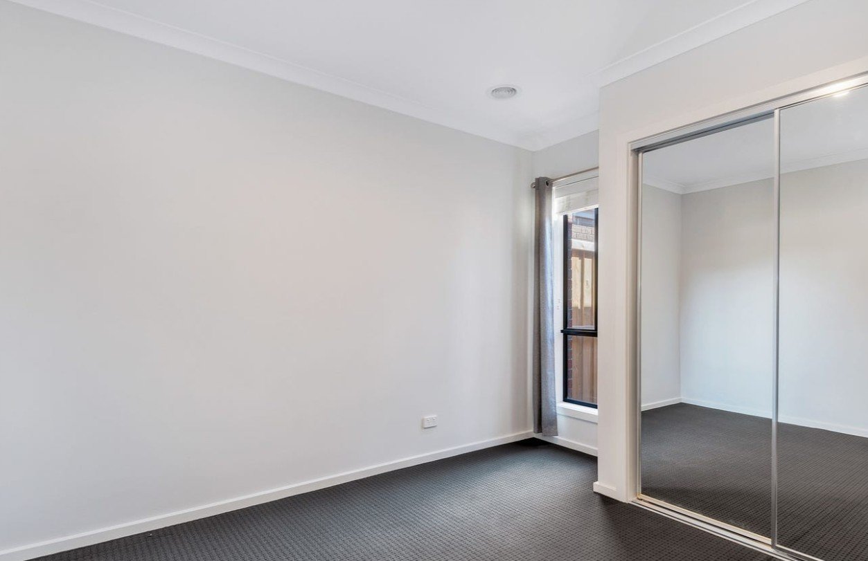 14 Oakdale Street, Charlemont image 6