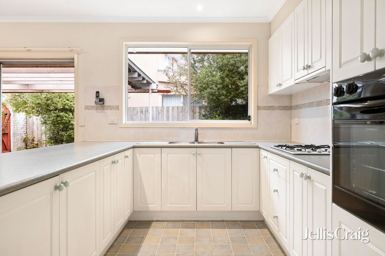 14 Octantis Street, Doncaster&nbsp;East image 3
