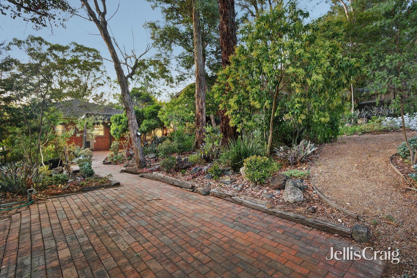 14 Onkara Court, Eltham image 15