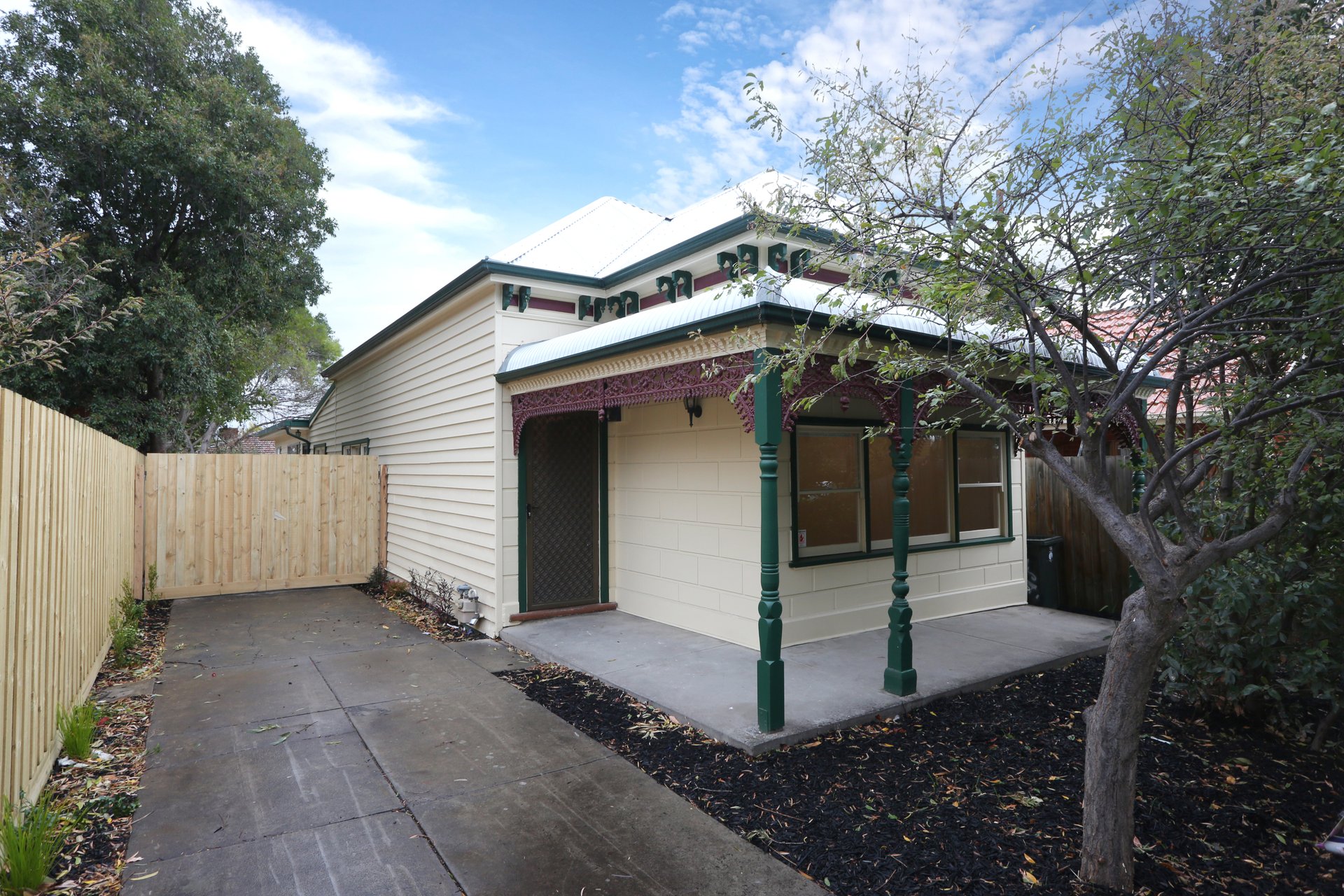 14 Orient Grove, Brunswick VIC 3056