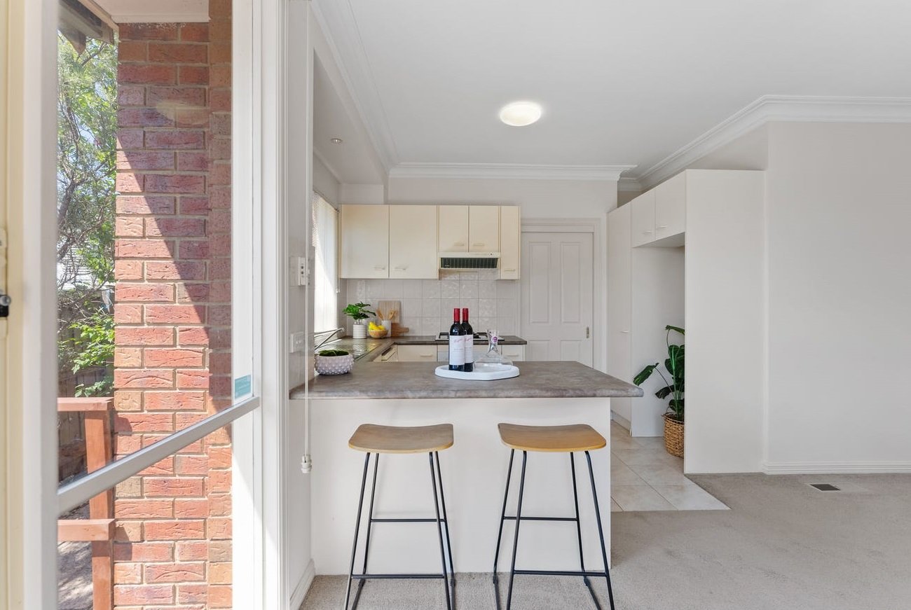 1/4 Ovens Street, Box Hill North image 4