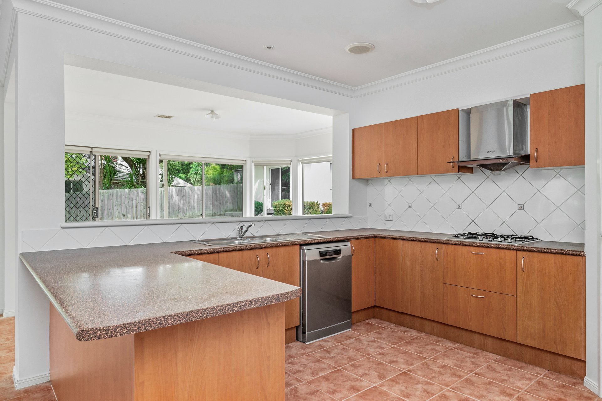 14 Palm Court, Croydon&nbsp;South image 3
