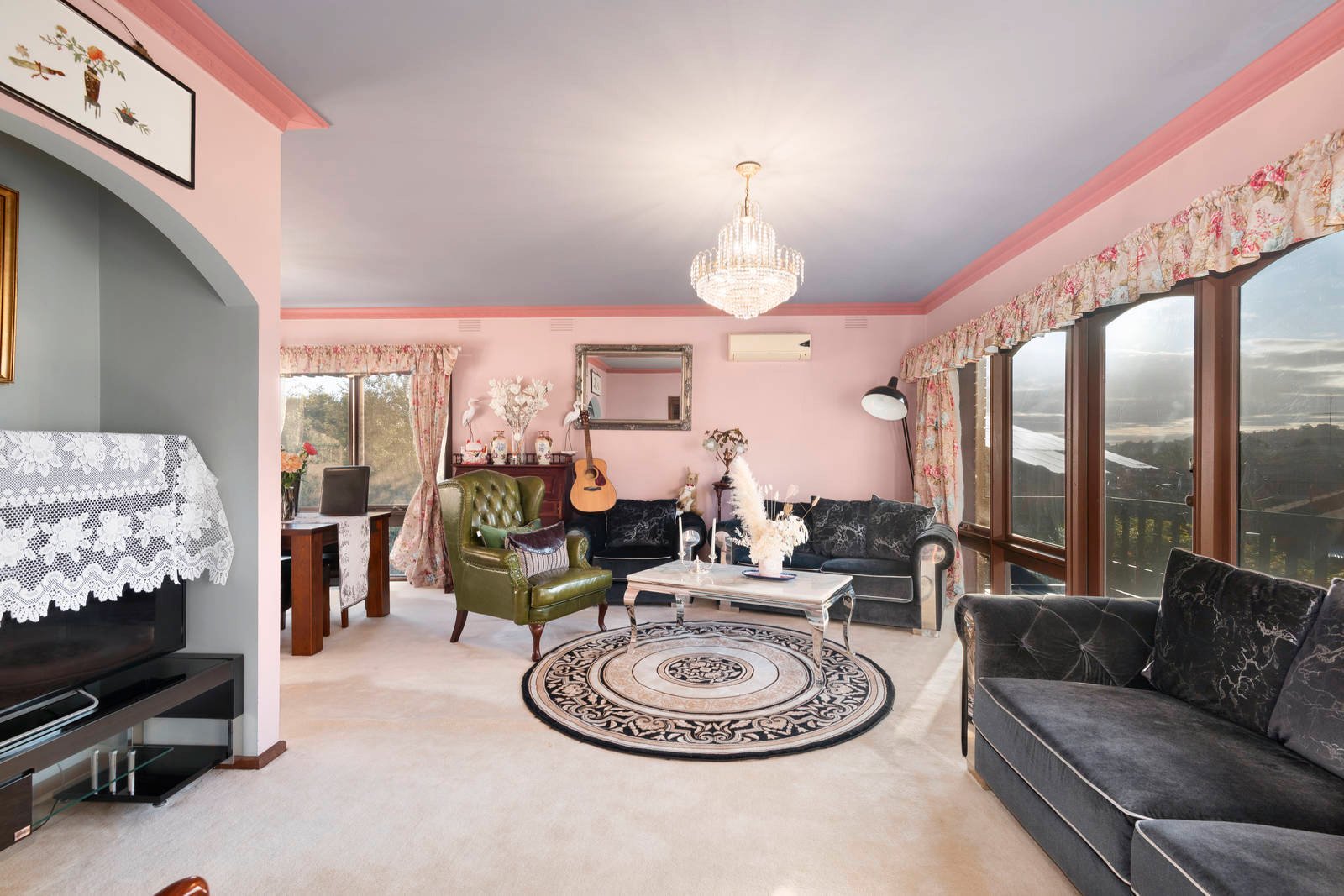 Property Gallery Thumbnail 3