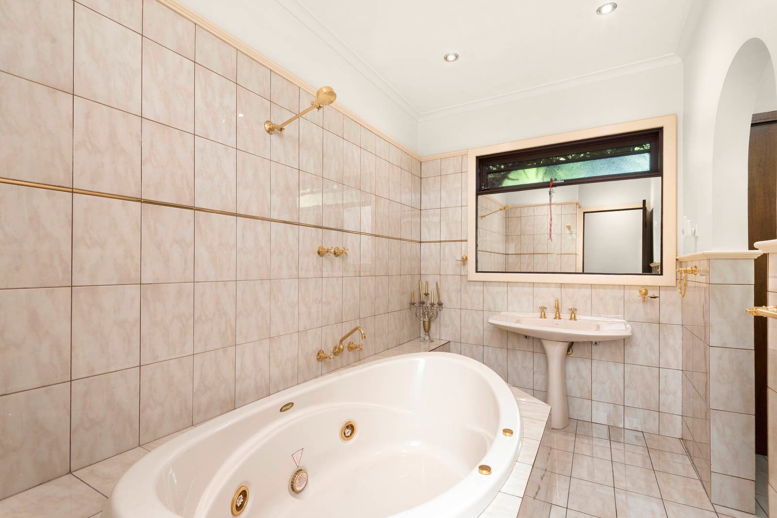 Property Gallery Thumbnail 7