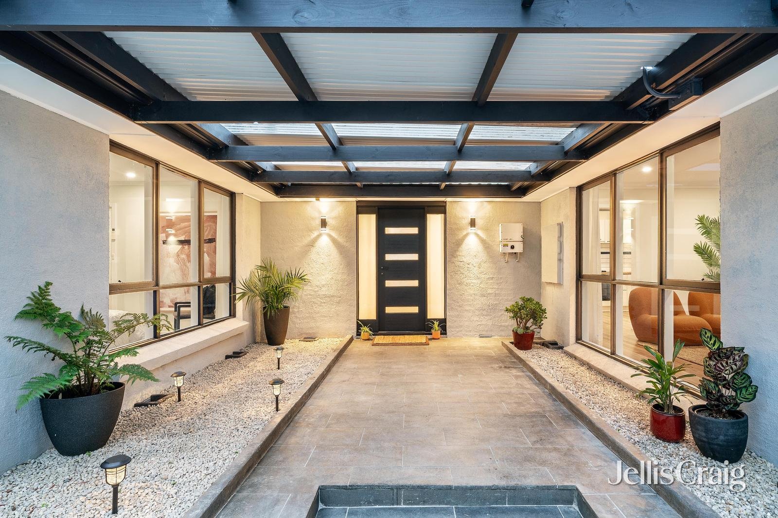14 Park West Road, Eltham image 2