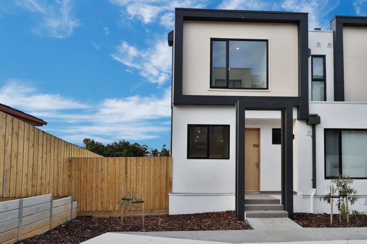 14 Parkhill Close, Mooroolbark image 1